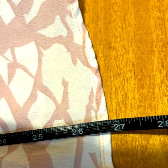 Manuheali’i Hawaiian Tribal long sleeve V neck with two pocket blouse size small - Picture 6 of 7